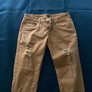 Brand: UK2LA
Size: 8
Colour: Orange